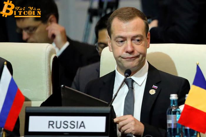 Thủ tướng Nga Dmitry Medvedev: Tiền điện tử đã hết “nóng”