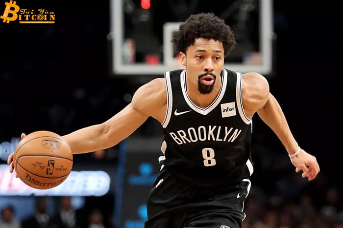 Ngôi sao bóng rổ NBA chuyển đổi hợp đồng trị giá 34 triệu USD thành một khoản đầu tư tiền điện tử