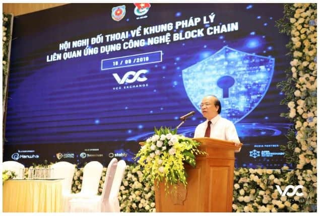 Thứ trưởng Bộ Tư Pháp Phan Chí Hiếu phát biểu tại sự kiện do VCC Exchange tổ chức cùng Bộ Tư Pháp và Thành Đoàn Hà Nội