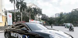 Hình ảnh xe sang thường được đăng tải trong hội nhóm Wefinex để kích thích người tham gia.