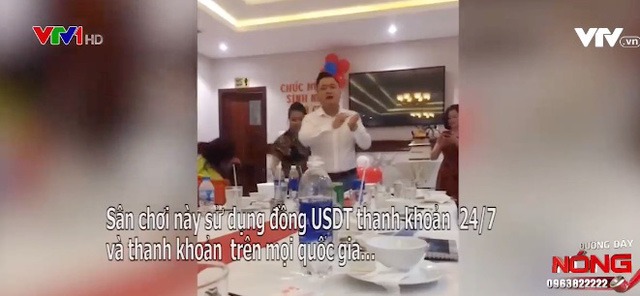 Vẫn là những lời tung hô, hội nghị tiệc tùng hoành tráng như những dự án siêu lợi nhuận bất thường trên không gian mạng.