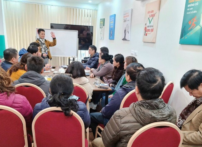 Những buổi chia sẻ cơ hội đầu tư được các trưởng nhóm tổ chức liên tục để tìm thành viên mới