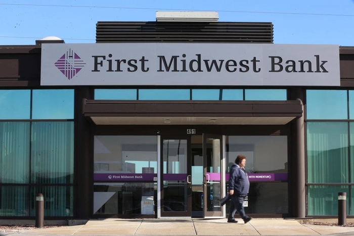 Bộ phận ủy thác của First Midwest Bank hold gần 30.000 cổ phiếu GBTC