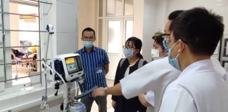 Máy thở được Binance Charity trao tặng tại BV đa khoa tỉnh Hà Tĩnh